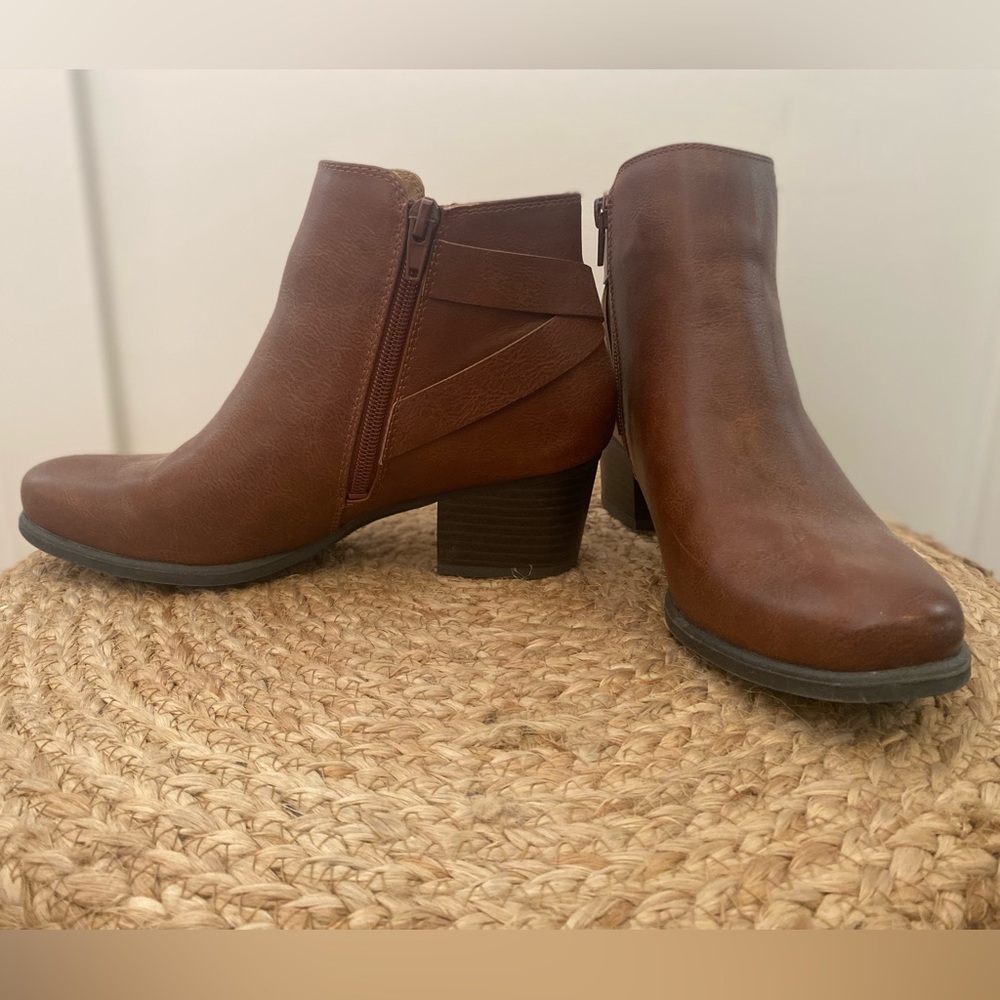 Soul Naturalizer Calm bootie, brown, size 8.5